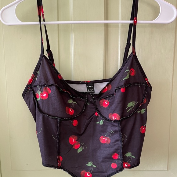 Cherry Tank - Picture 4 of 6